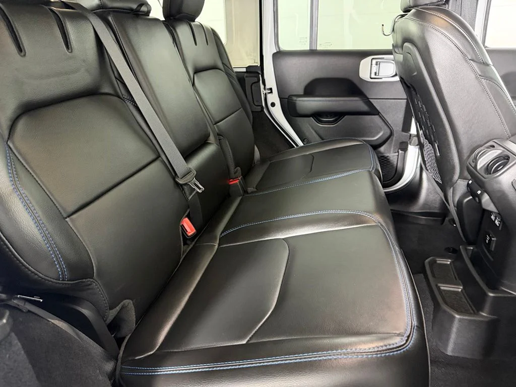 Certified Used 2023 White Jeep Rubicon 4xe image 28
