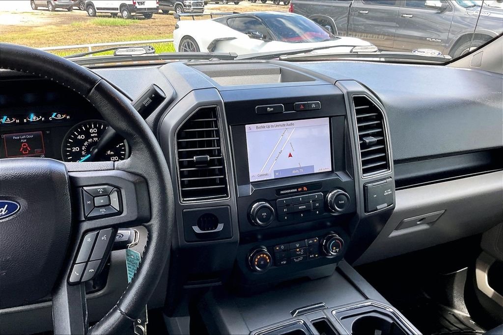 Used 2020 Red Ford XLT image 9