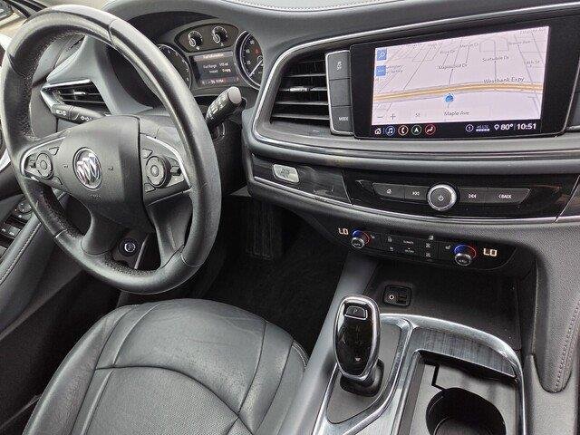 Used 2020 Summit White Buick Essence image 32