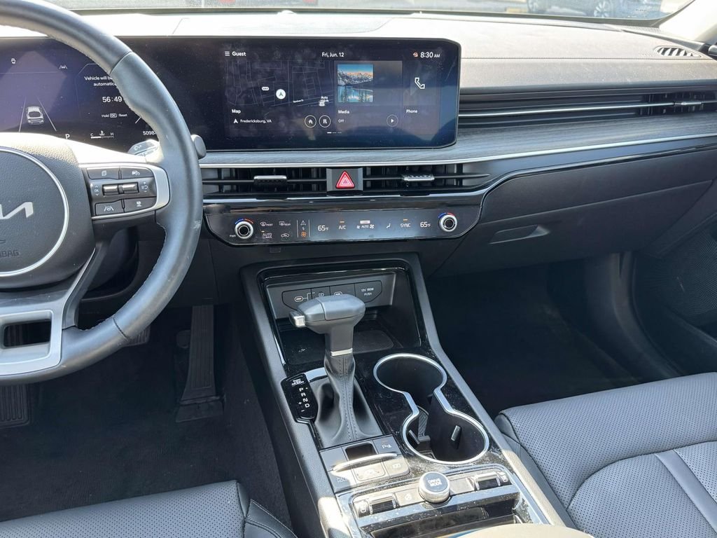 Used 2026 Gray Kia EX image 3