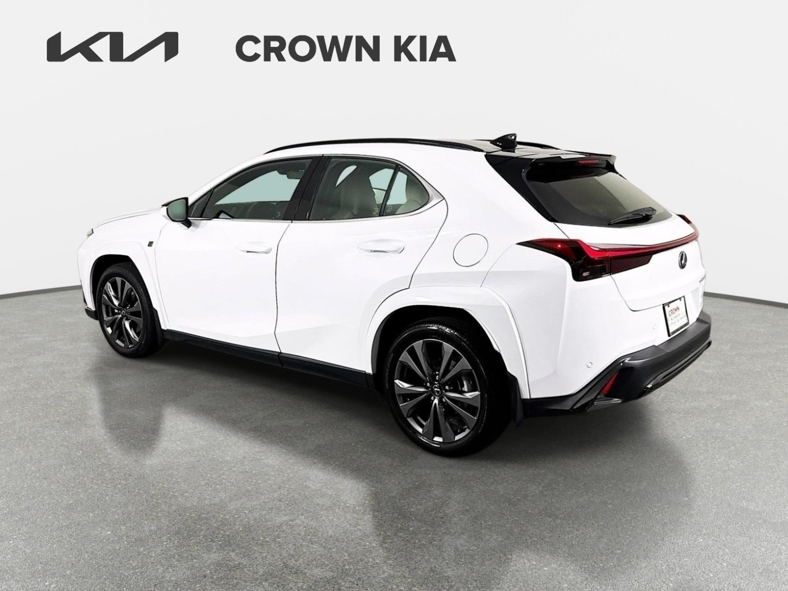Used 2025 Ultra White Lexus UX 300h F SPORT Design image 7