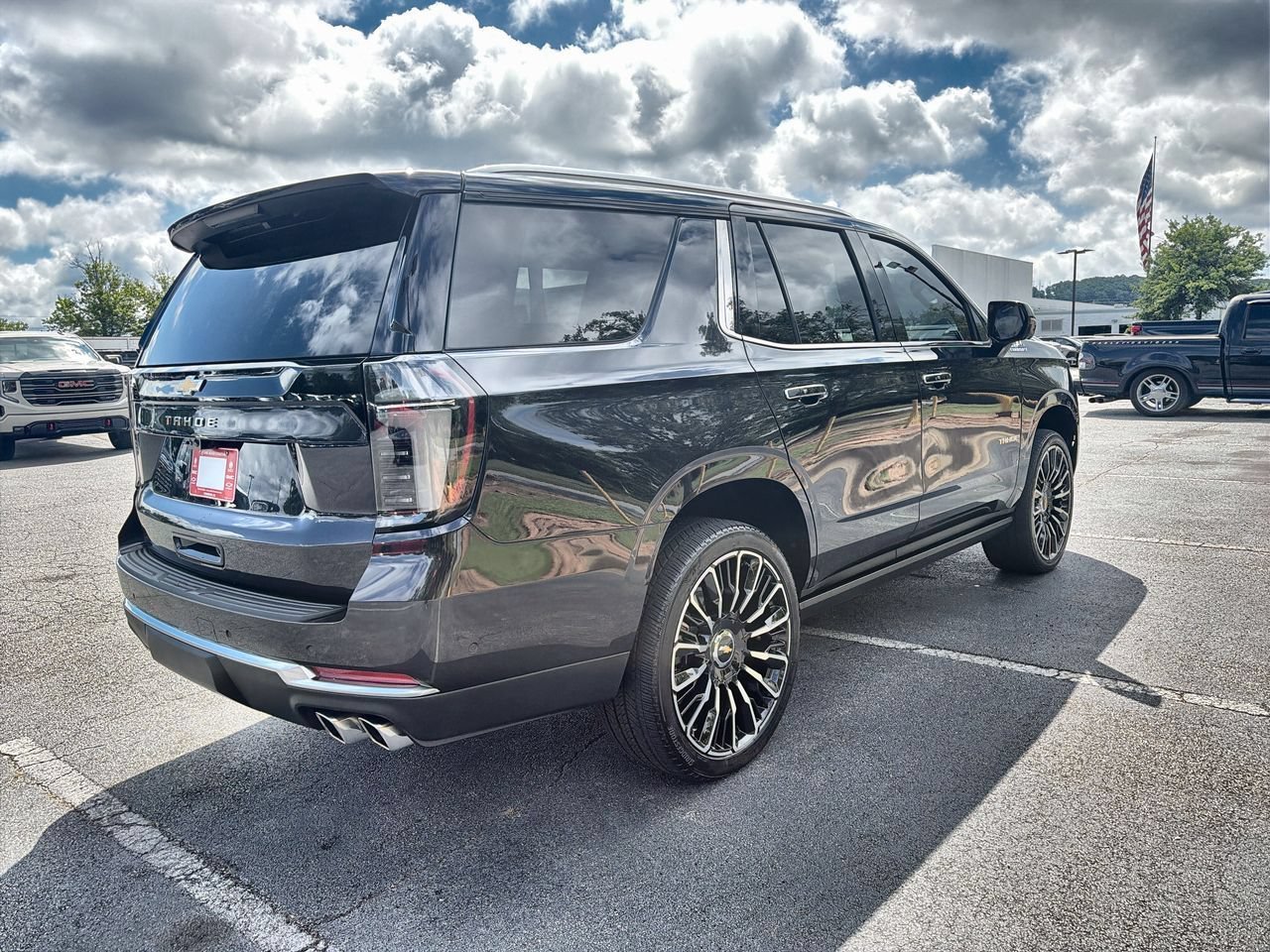 Used 2025 Dark Ash Metallic Chevrolet High Country image 8