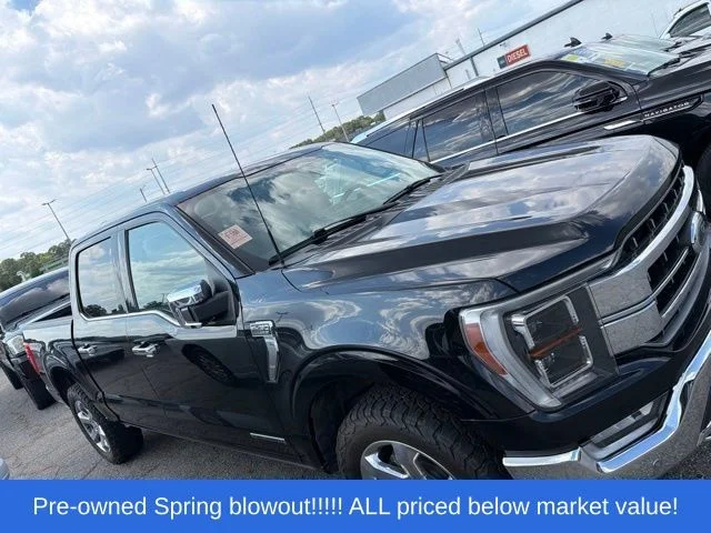Used 2023 Black Ford Lariat image 8