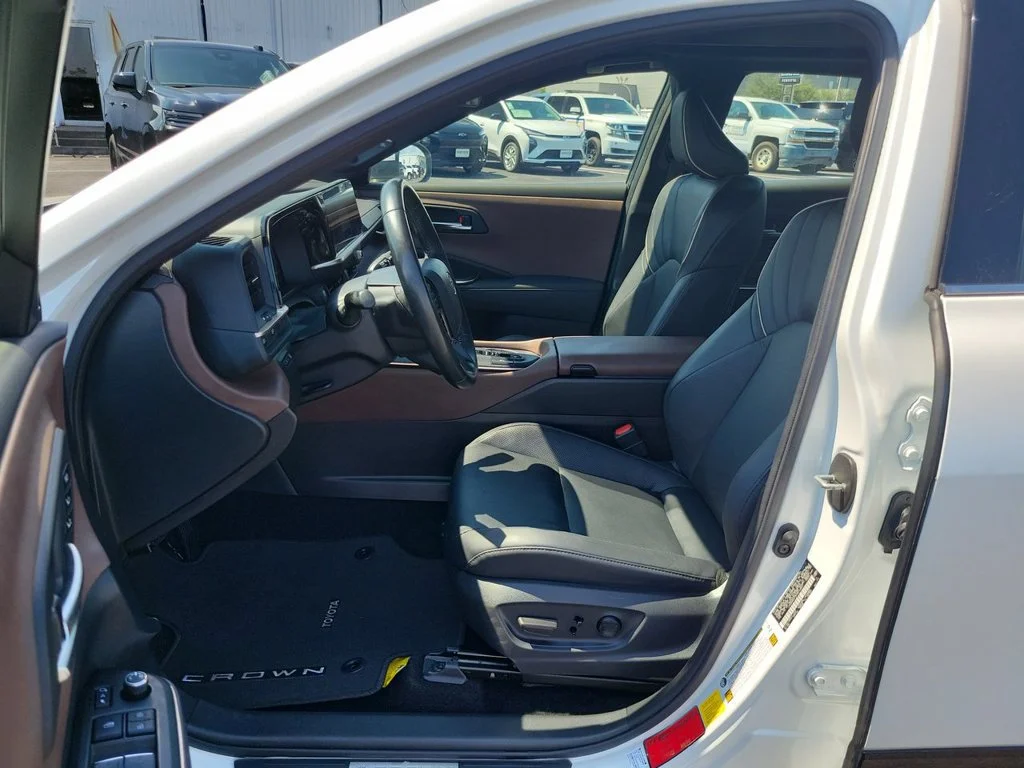 Used 2023 White Toyota Limited image 19