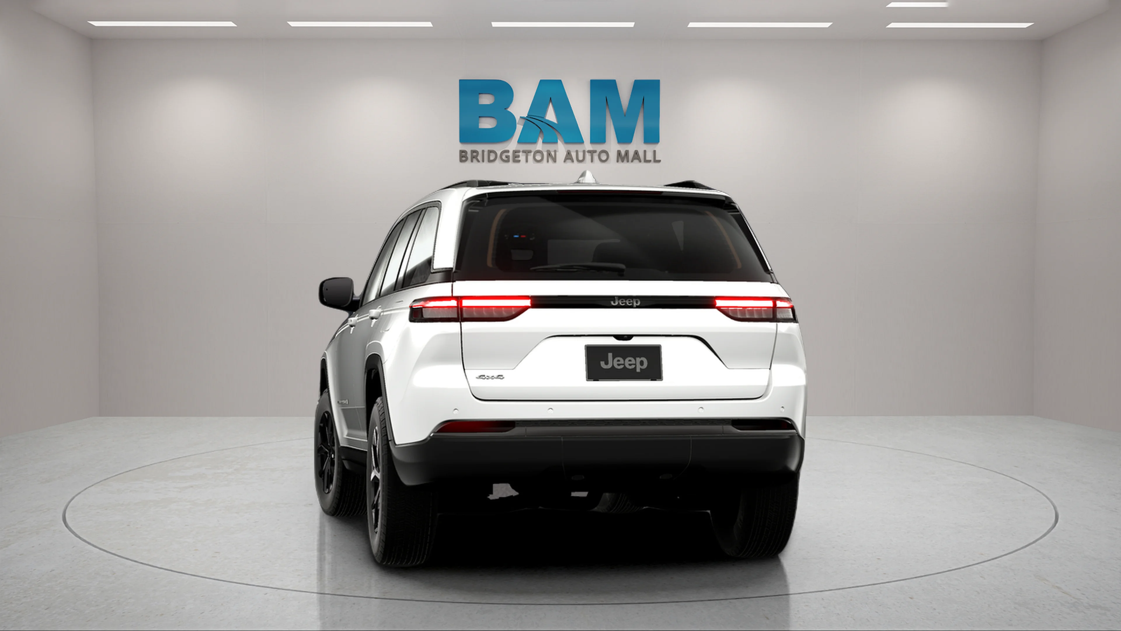 New 2026 Bright White Clearcoat Jeep Laredo Altitude image 9