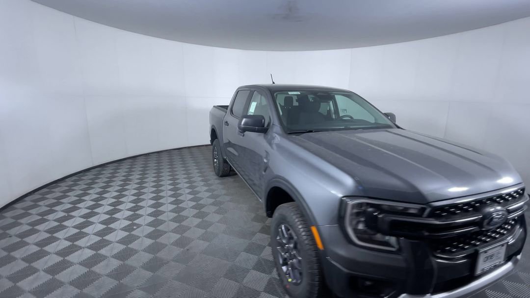 New 2025 Carbonized Gray Metallic Ford XLT image 2