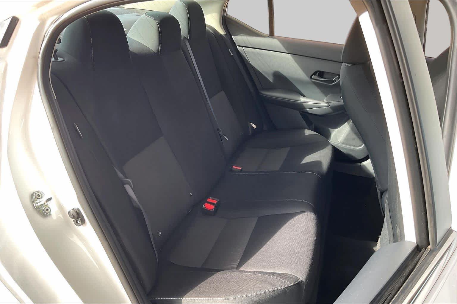 Used 2025 Fresh Powder Nissan SV image 19