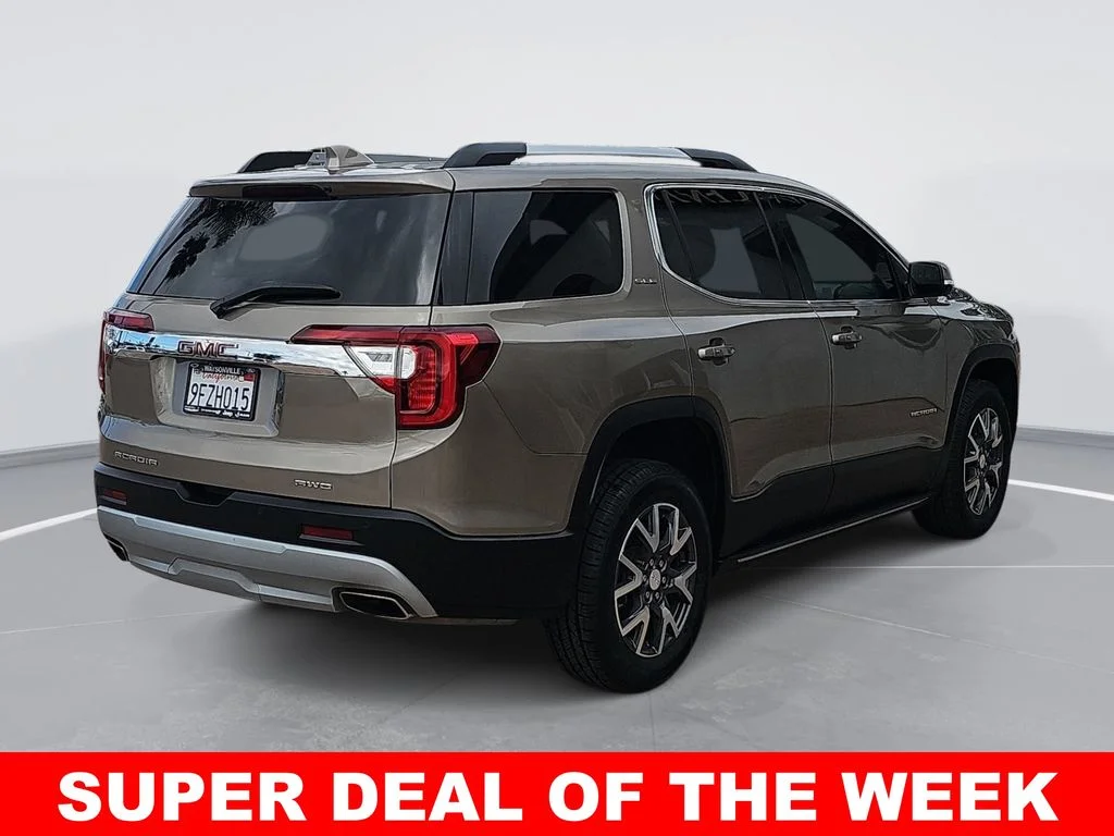 Used 2023 Gray GMC SLE image 3