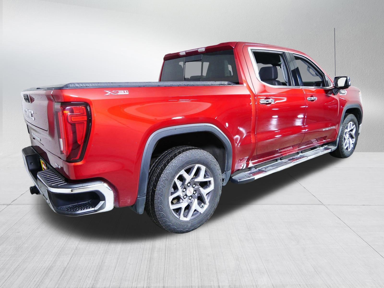 Used 2023 Volcanic Red Tintcoat GMC SLT image 7