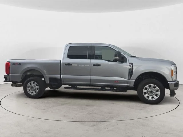 Certified Used 2023 Iconic Silver Metallic Ford XLT image 4