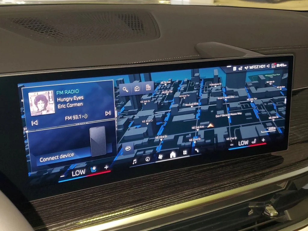 New 2027 Skyscraper Grey Metallic BMW M60i image 22