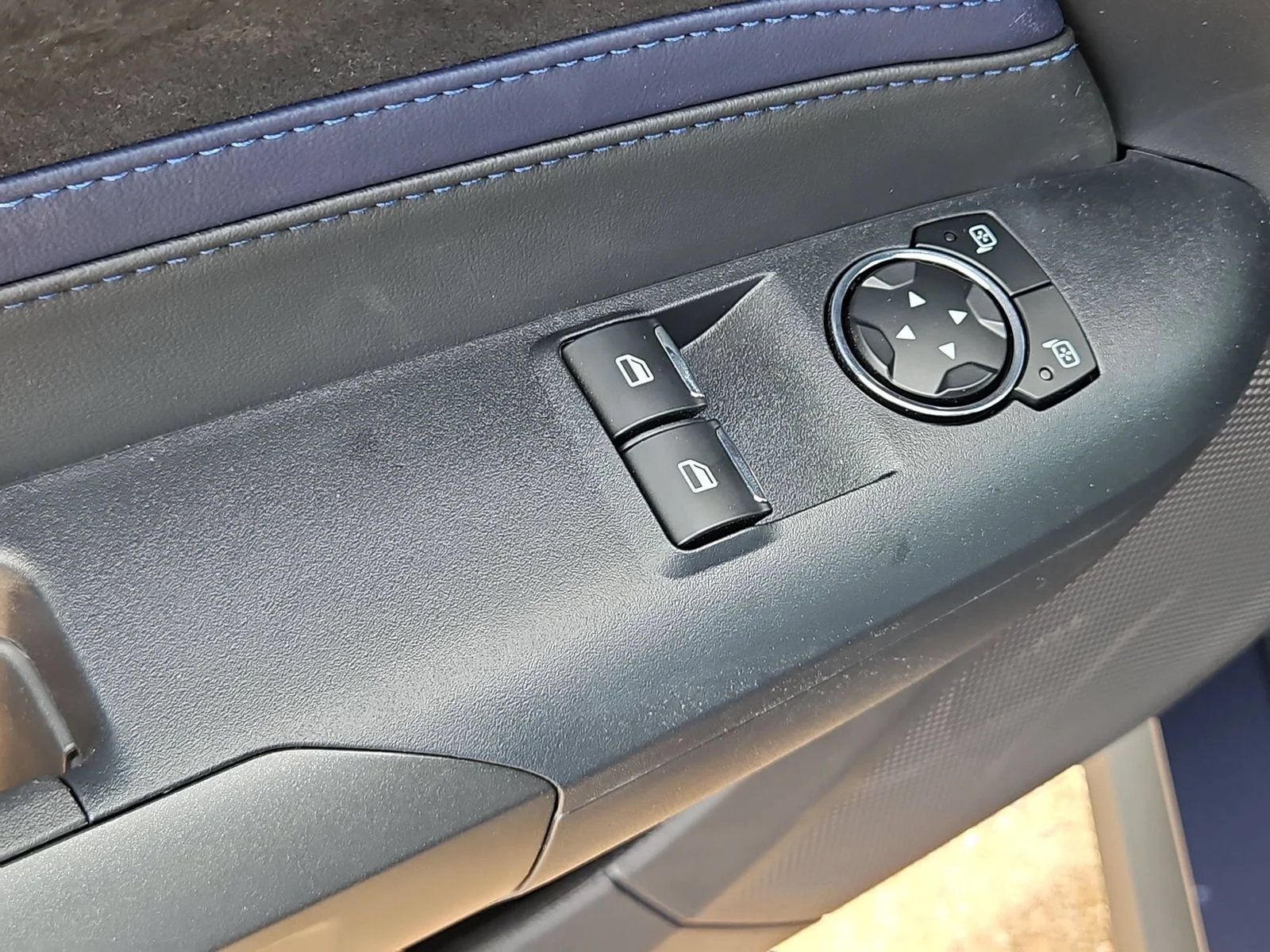New 2026 Blue Ember Metallic Ford Dark Horse® Premium image 14