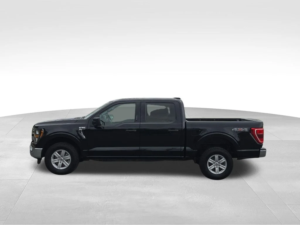 Used 2023 Black Ford XLT image 14