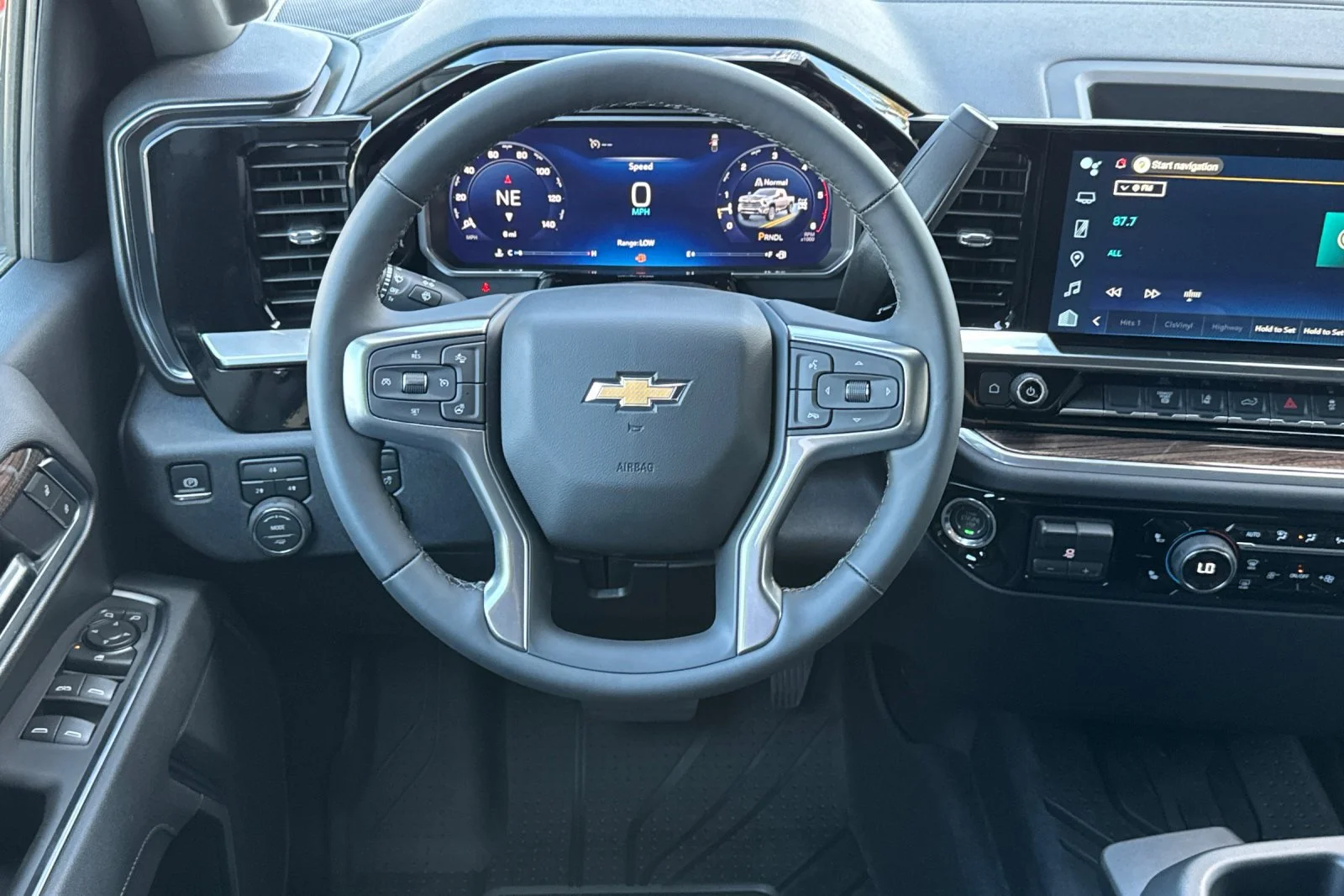 2026 Chevrolet Silverado 2500 HD LT view 13