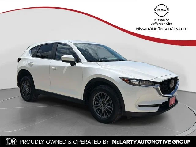 2020 Mazda CX-5 Touring Auto's photo
