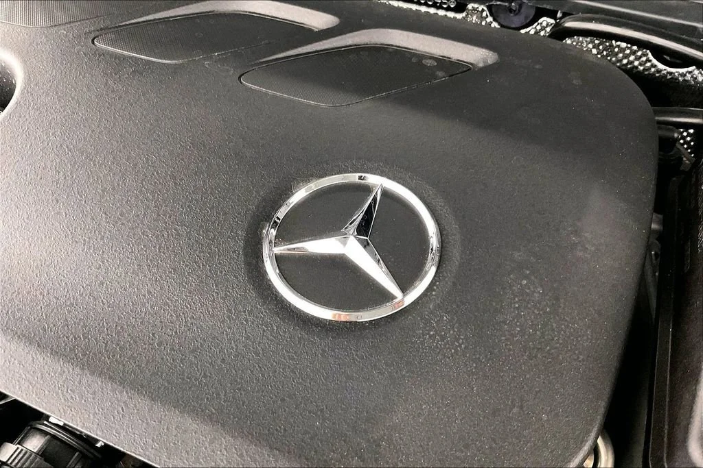 New 2026 Night Black Mercedes-Benz GLB 250 image 29