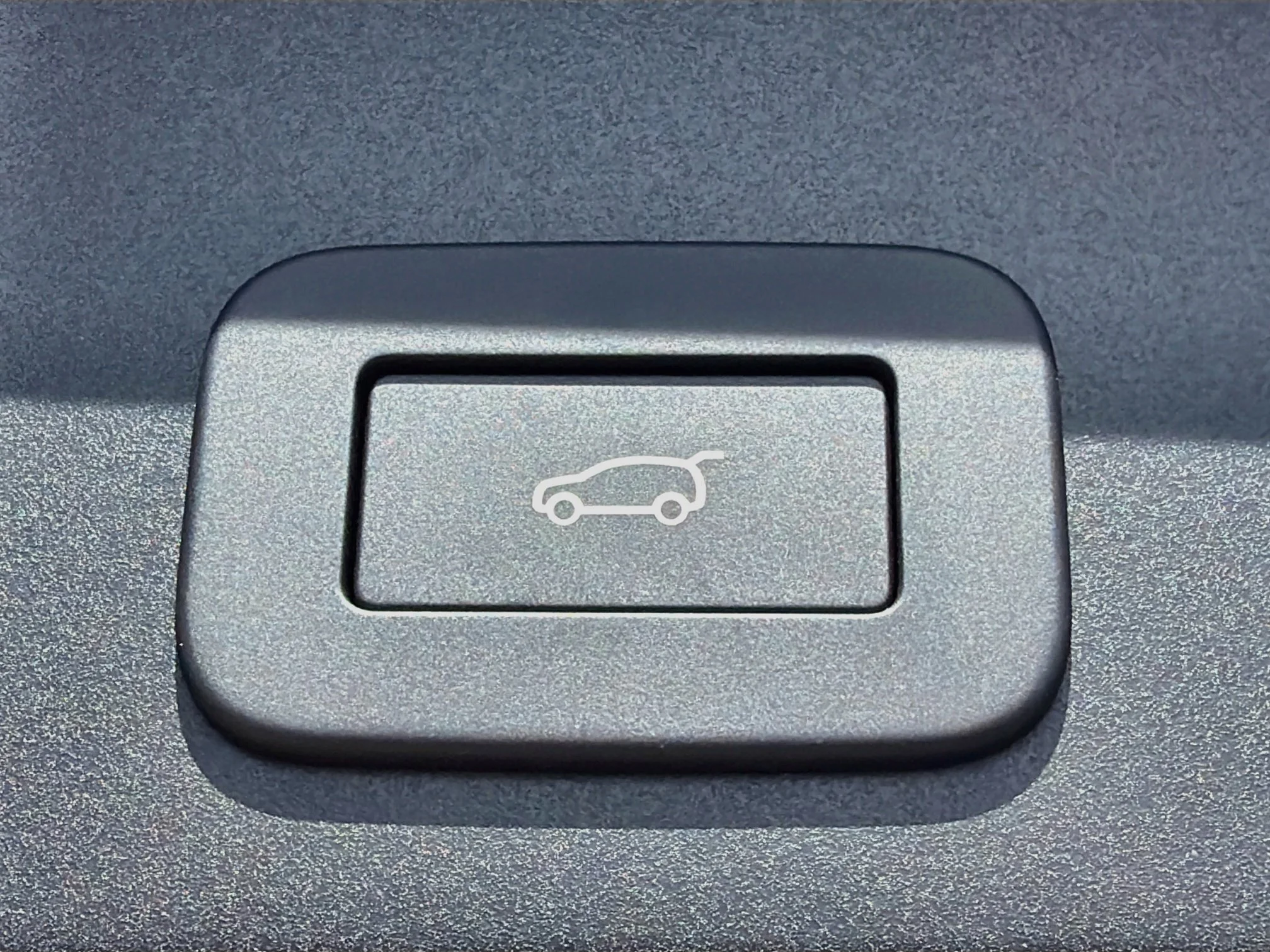 New 2026 Santorini Black Metallic Land Rover Core S image 12