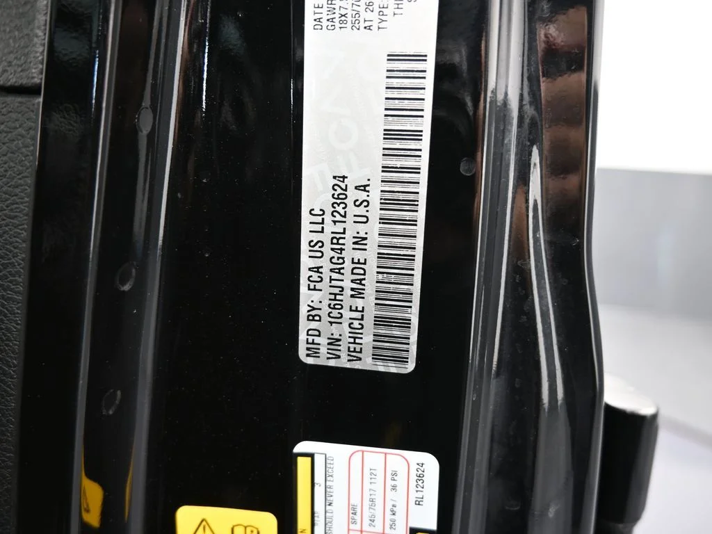 Used 2024 Black Clearcoat Jeep Sport S image 15
