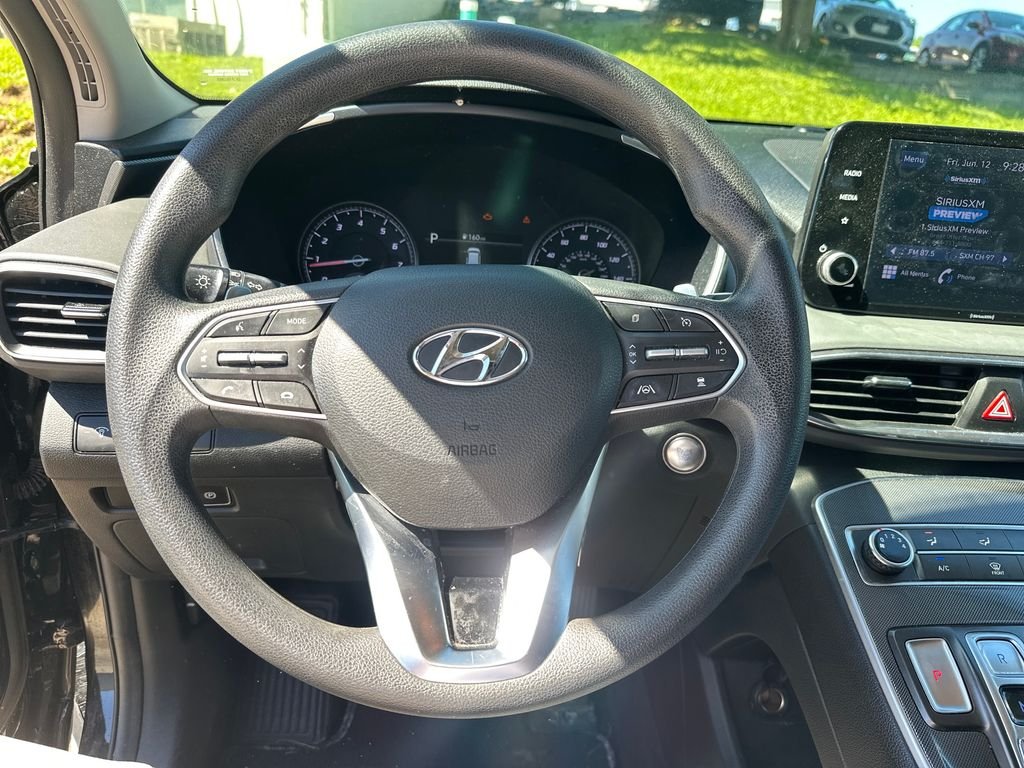 Used 2022 Black Hyundai SEL image 8
