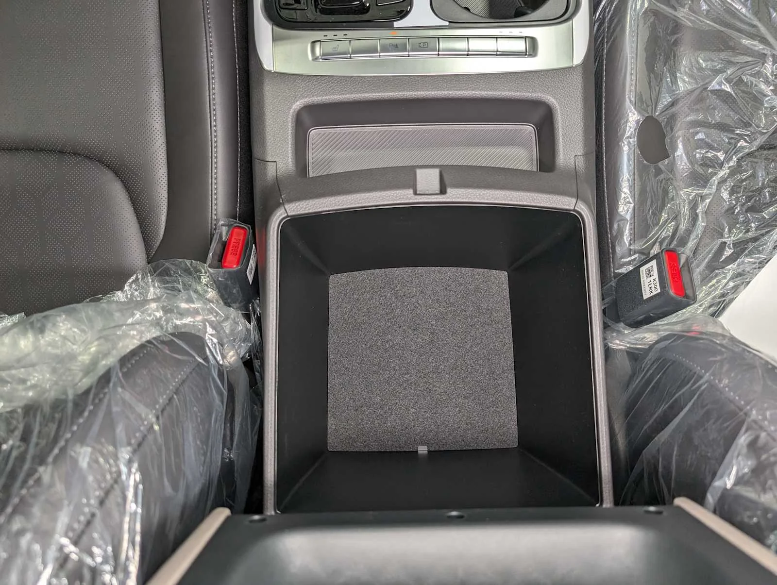 2026 Kia Carnival EX - Photo 15