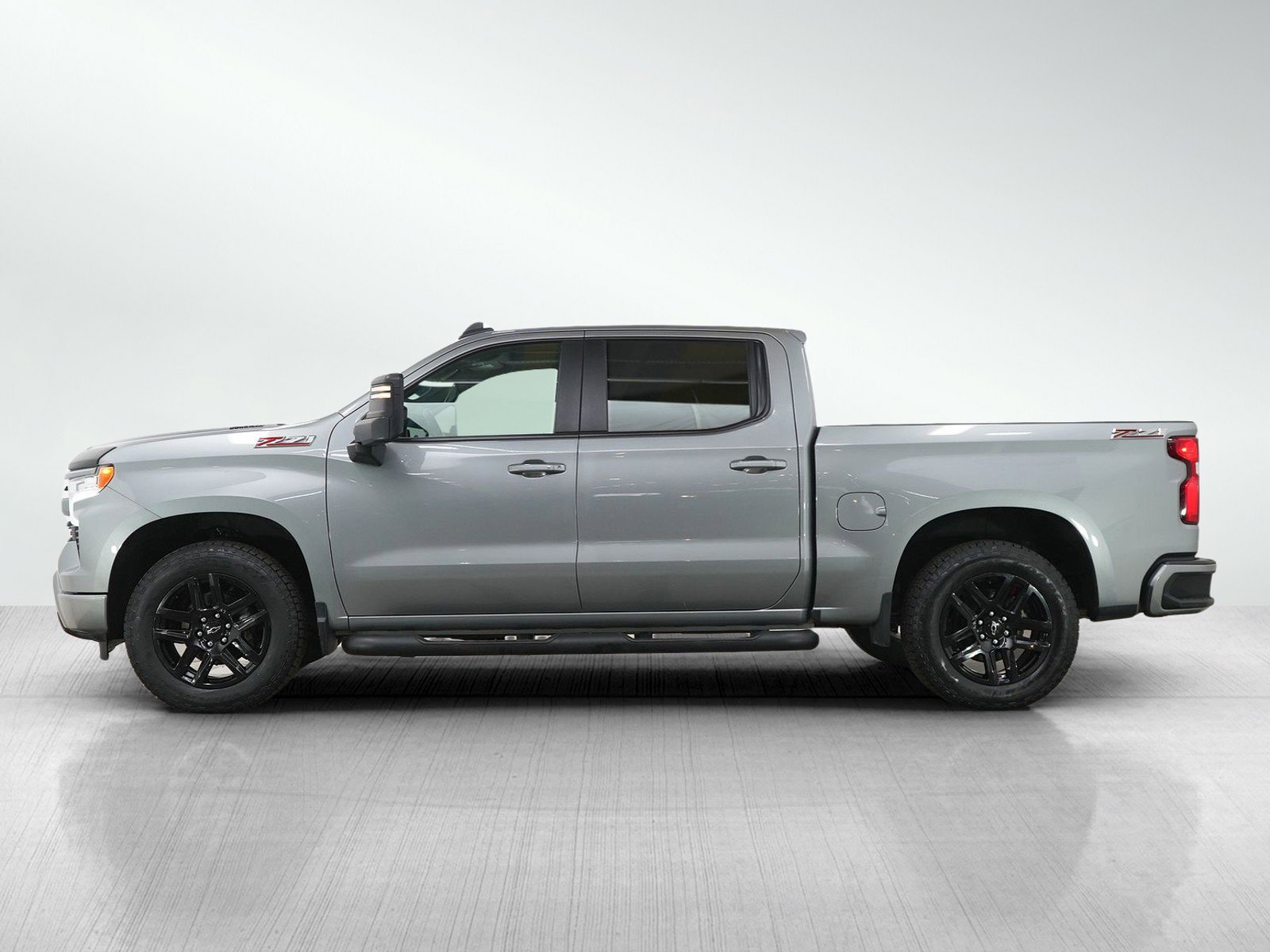 Used 2024 Chevrolet Silverado 1500 RST with VIN 1GCUDEE83RZ225720 for sale in White Bear Lake, Minnesota