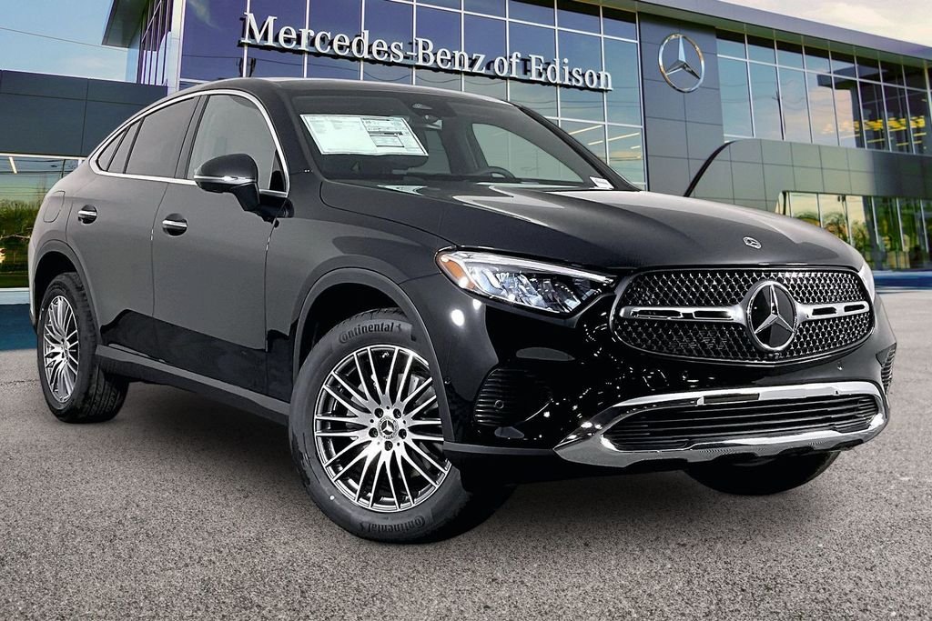 2026 Mercedes-Benz GLC GLC 300 4MATIC's photo