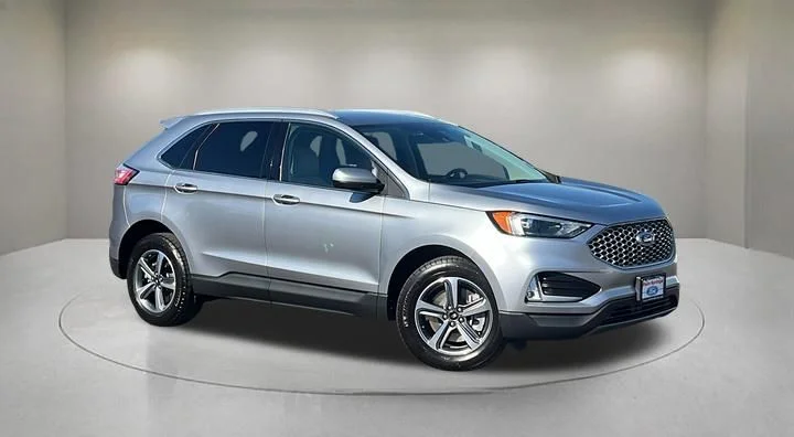 2023 Ford Edge SEL AWD's photo