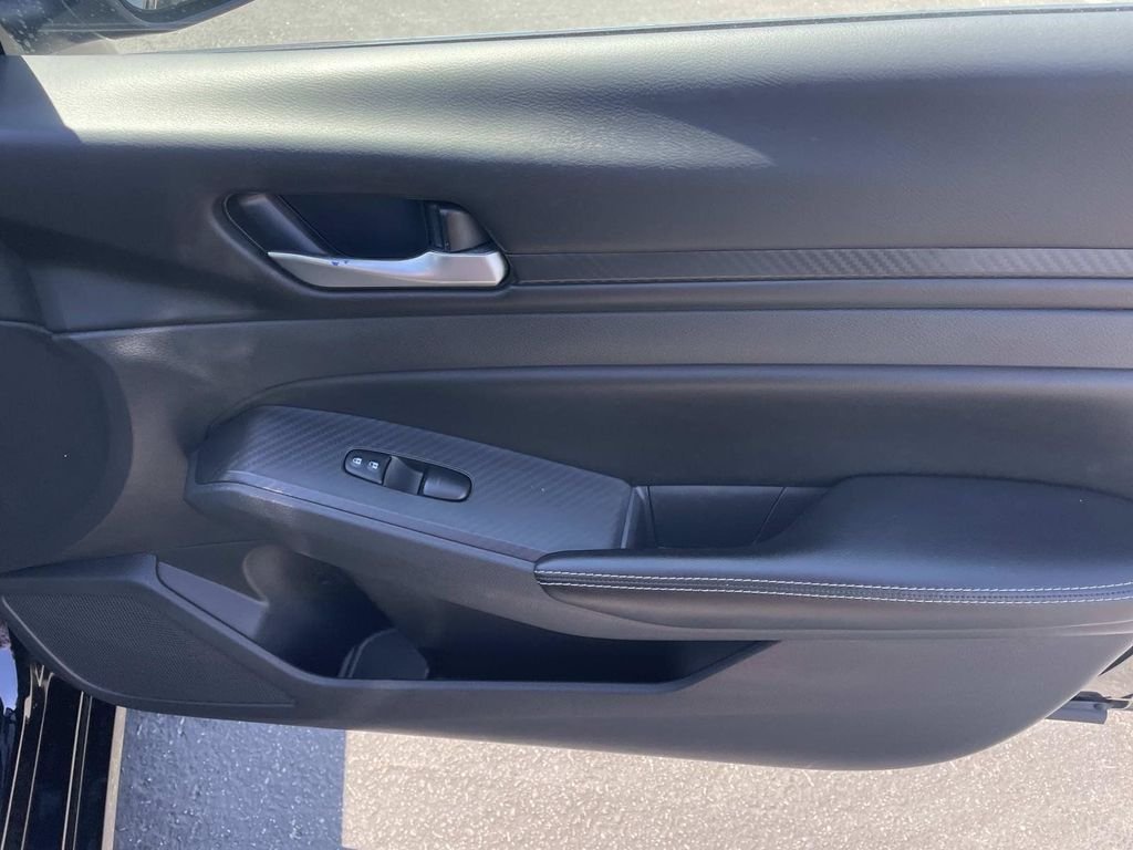 2024 Nissan Altima SV - Photo 25