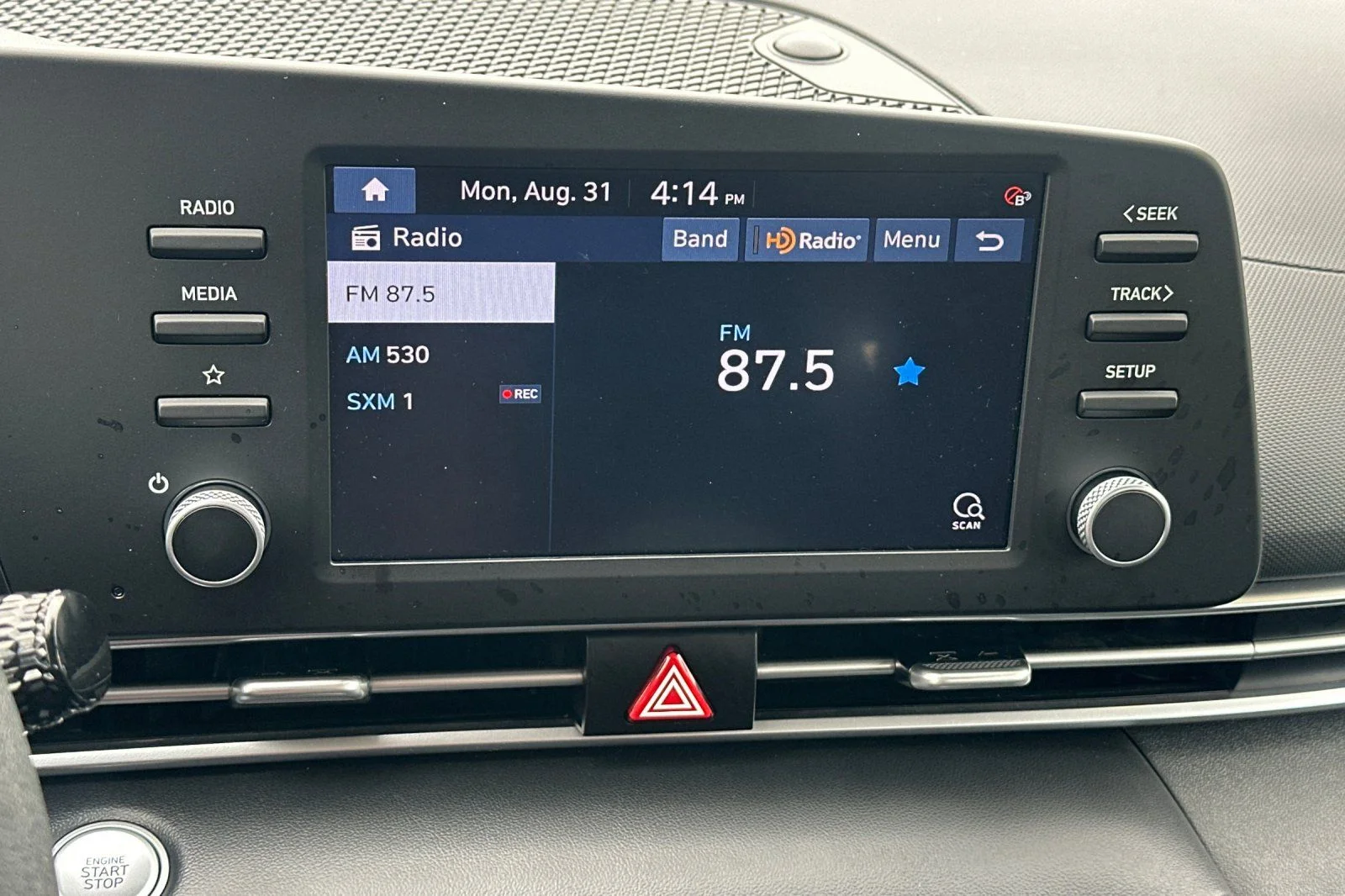Used 2023 Blue Hyundai SEL image 18