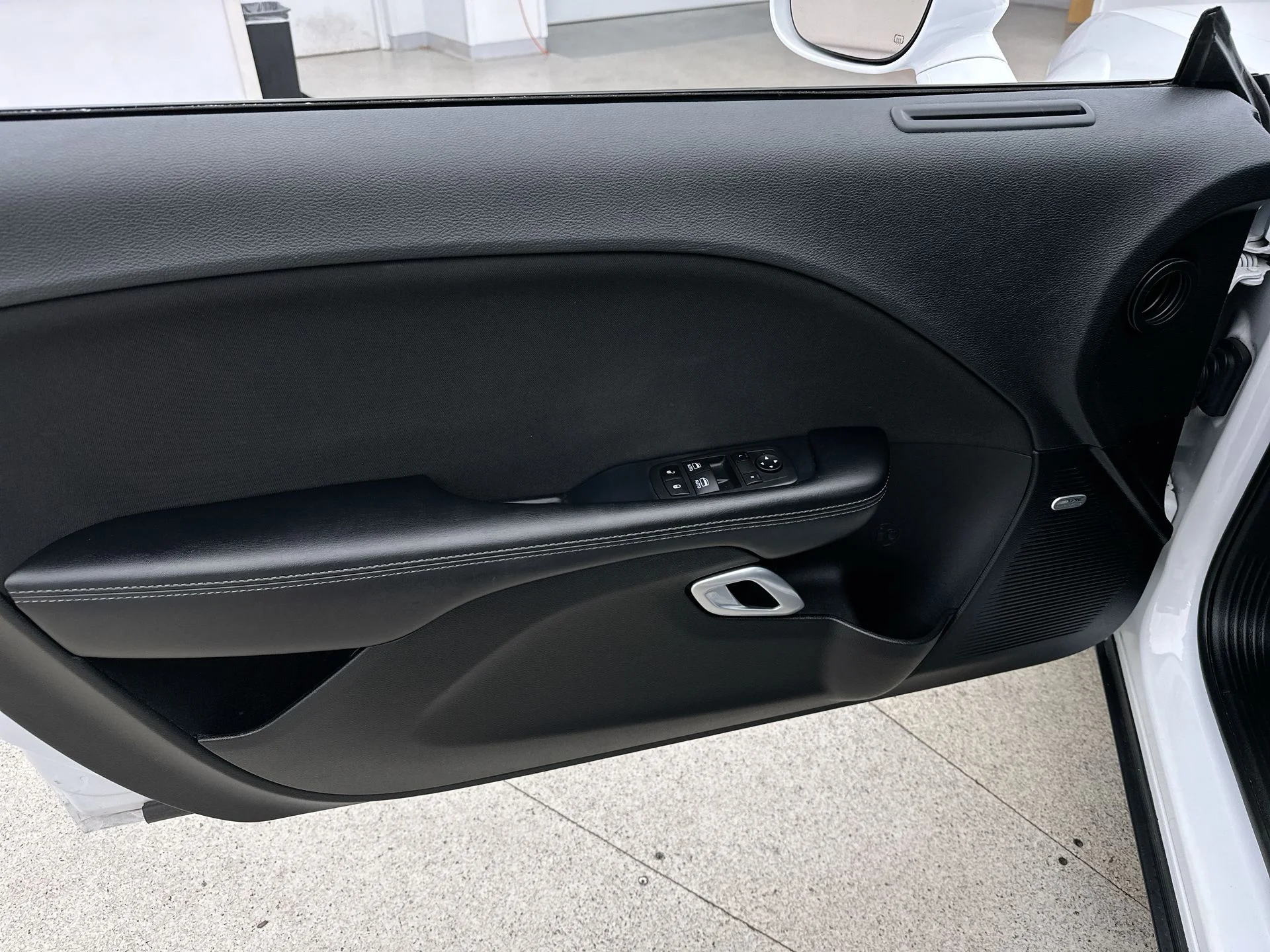 Used 2022 White Dodge R/T Scat Pack Widebody image 21