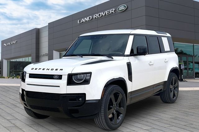 2026 Land Rover Defender 110 X-Dynamic SE P400's photo