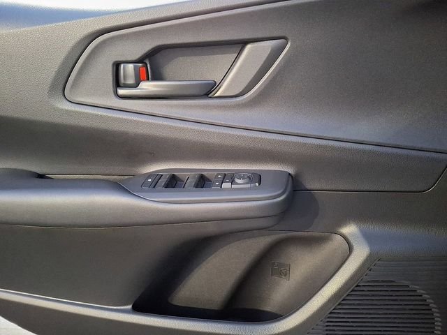 2026 Toyota Prius Plug-in Hybrid SE - Photo 13
