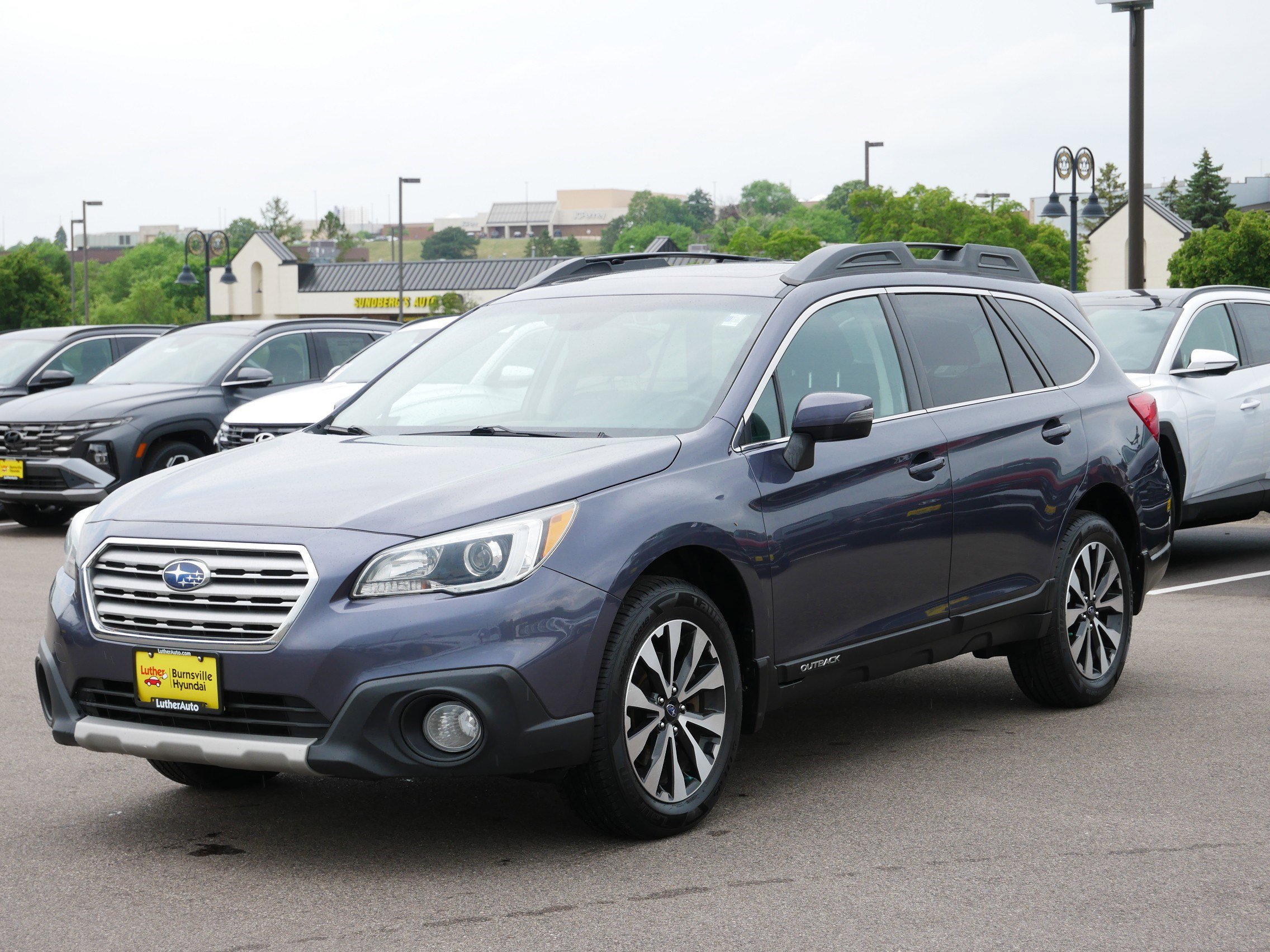 Used 2016 Carbide Gray Metallic Subaru 3.6R Limited image 3