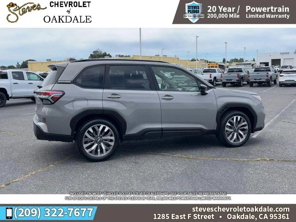 2025 Subaru Forester Touring - Photo 12