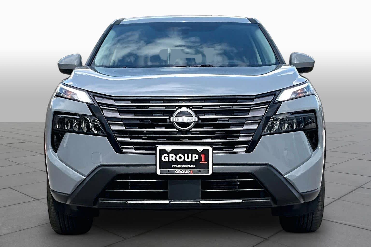 New 2027 Boulder Gray Pearl Nissan SV image 3