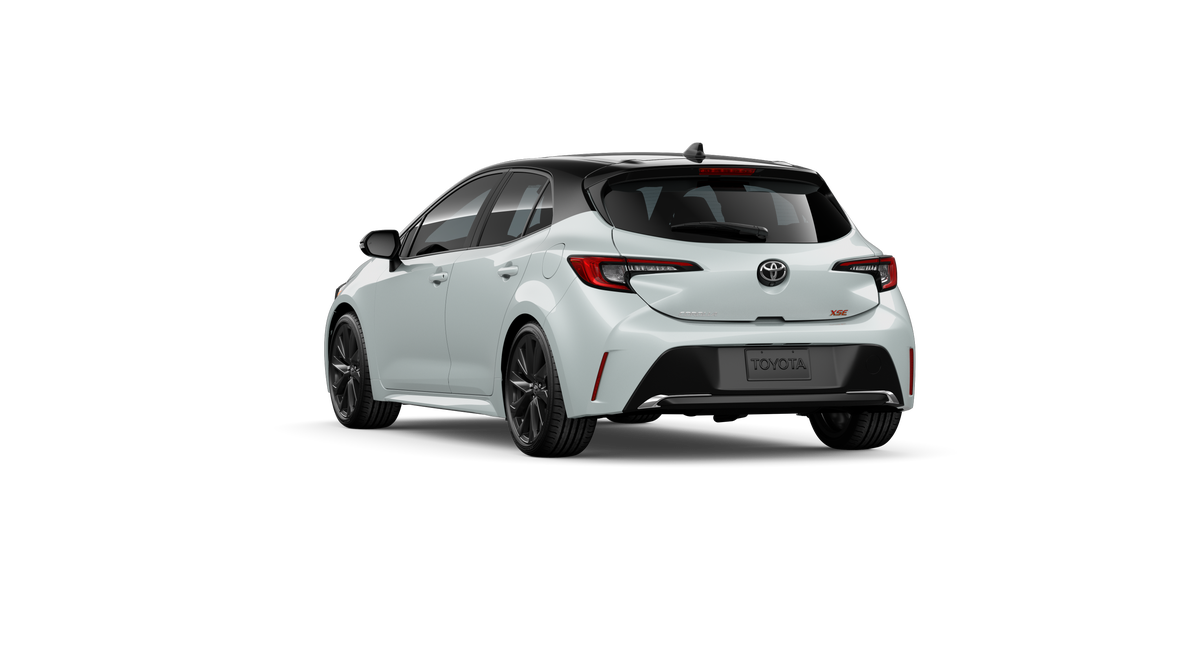 New 2026 Wind Chill Pearl with Midnight Black Metallic roof Toyota XSE image 26
