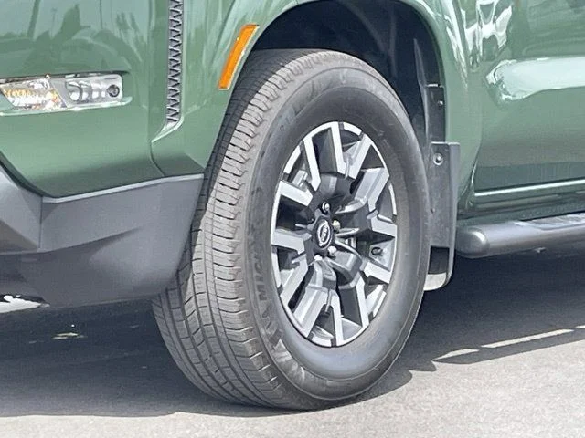 Used 2022 Tactical Green Metallic Nissan SV image 20