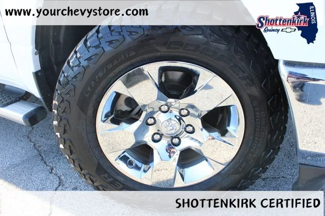 Used 2022 White Ram Big Horn/Lone Star image 10