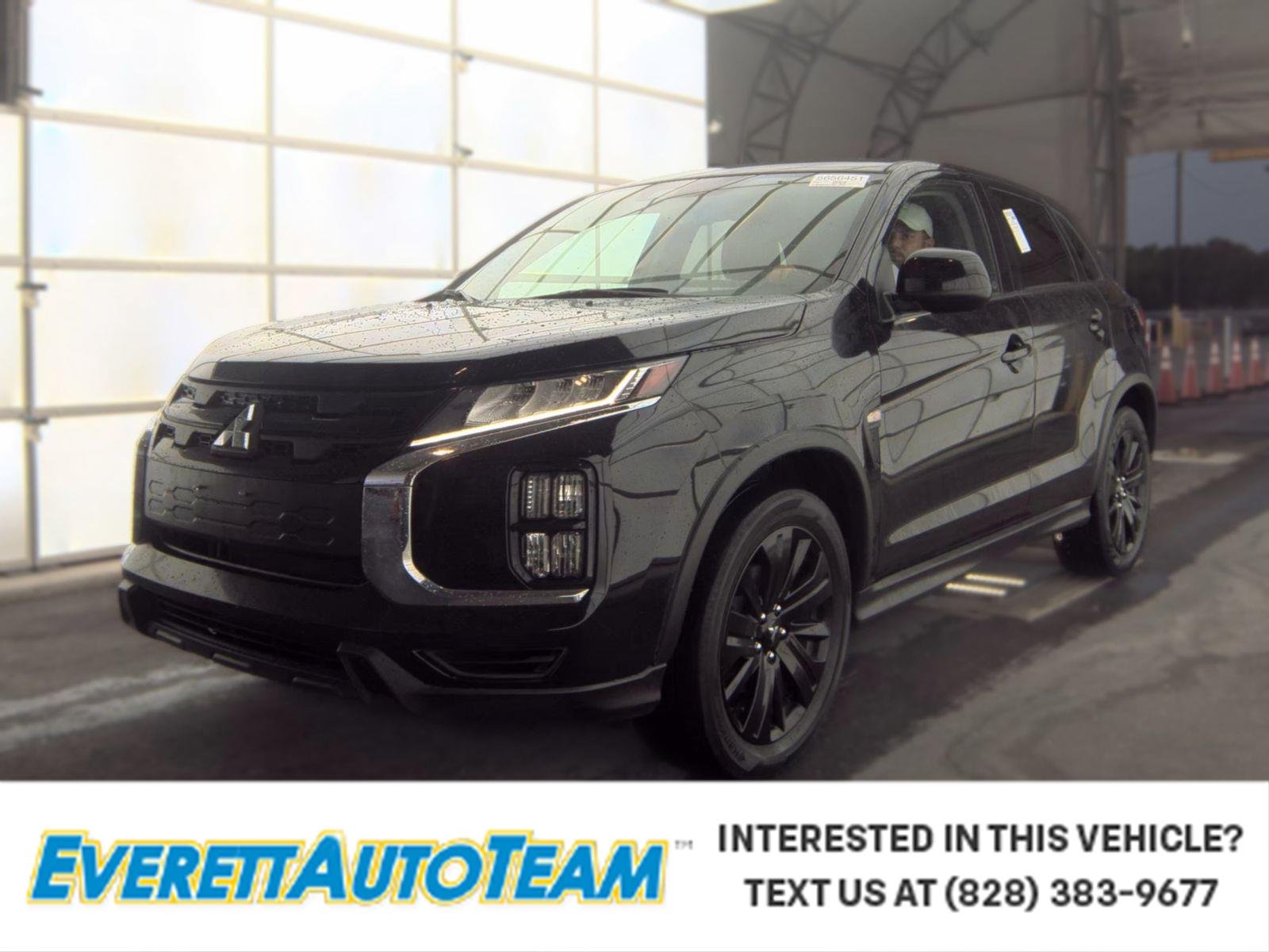 2021 Mitsubishi Outlander Sport 2.0 LE 2WD CVT's photo