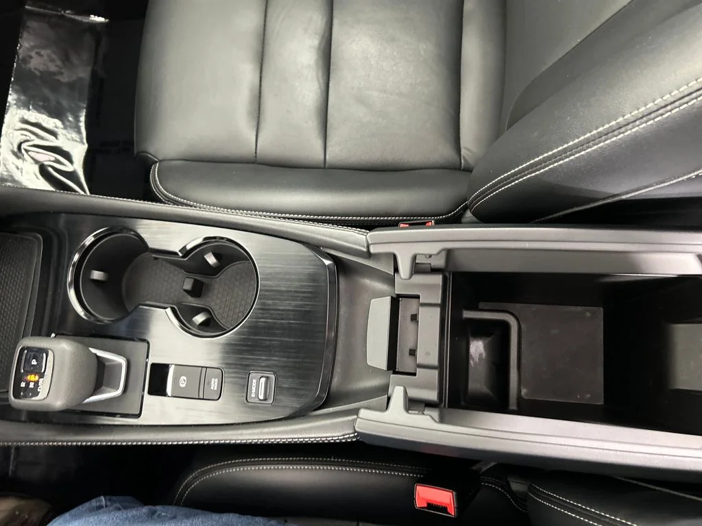 Used 2023 Gray Nissan SL image 15