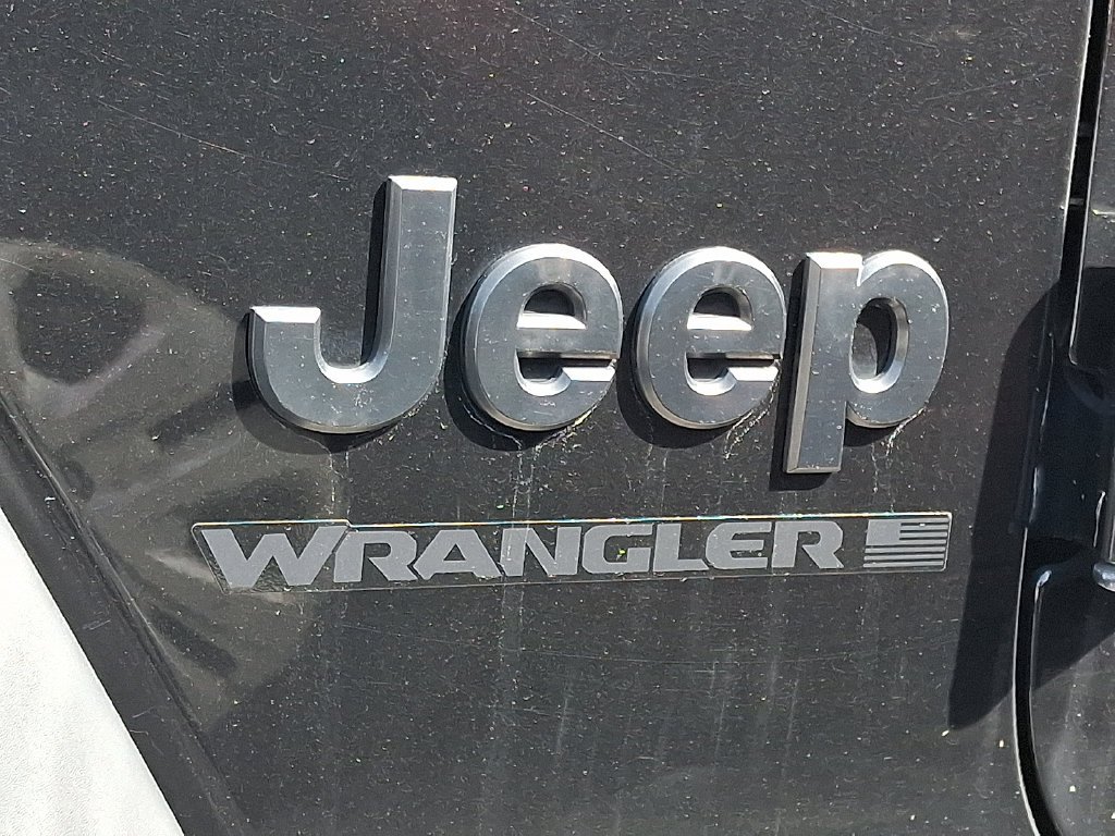 Used 2024 Black Jeep Sport S image 10