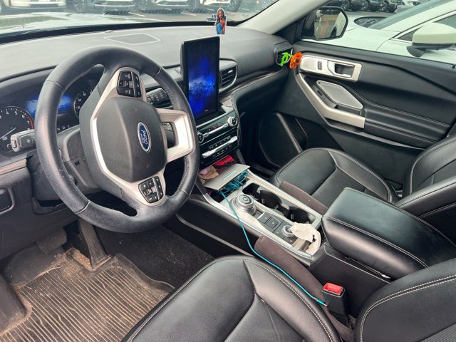 Used 2024 Gray Ford Limited image 8