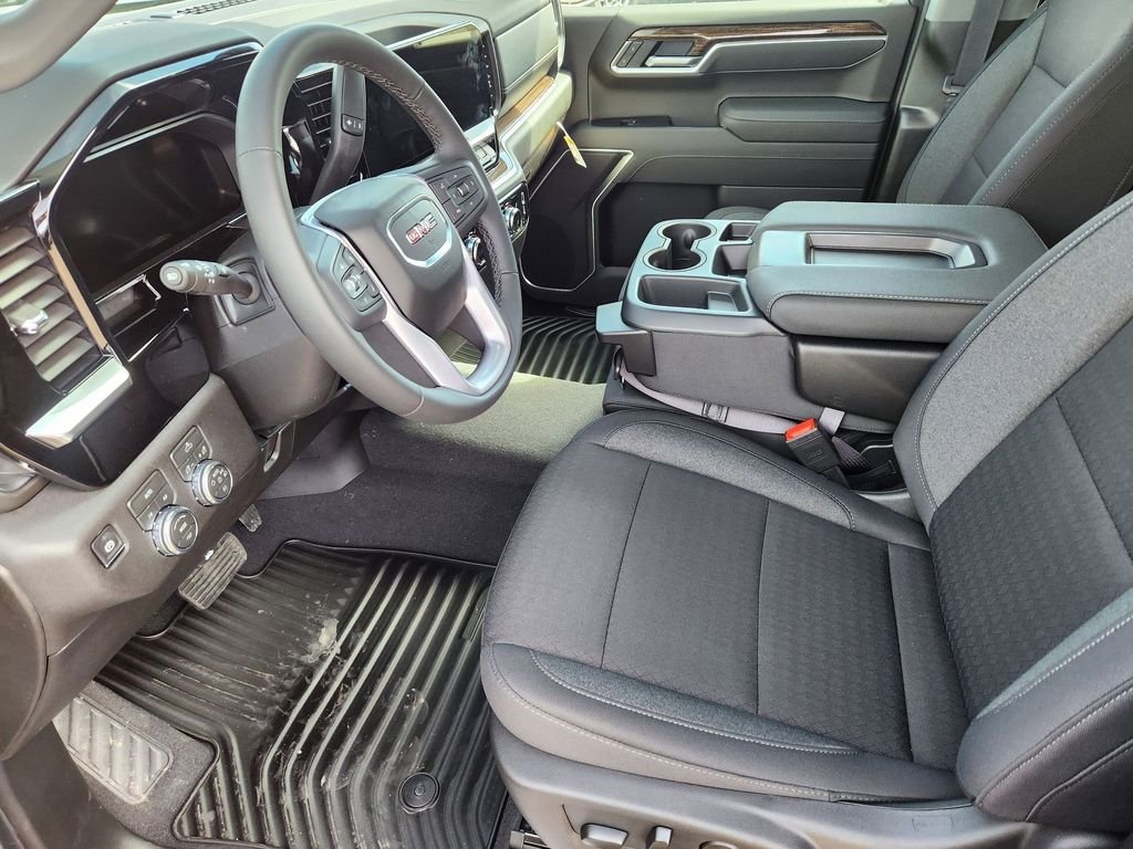 New 2026 Sterling Metallic GMC Elevation image 8