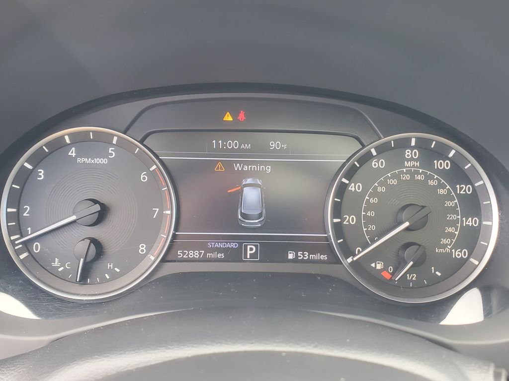 Used 2019 White INFINITI ESSENTIAL image 27