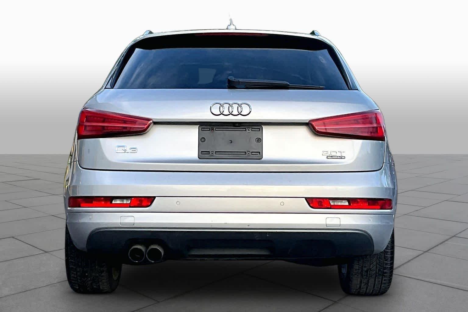 Used 2017 Florett Silver Metallic Audi Premium Plus image 5