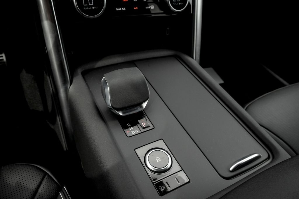 2026 Land Rover Discovery Gemini Edition - Photo 14