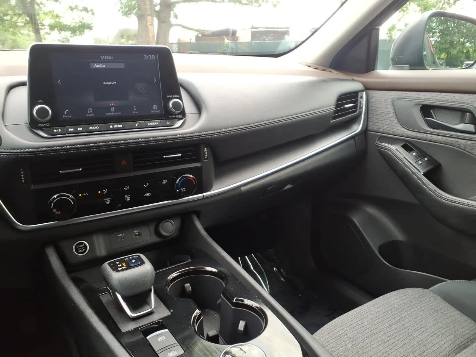 Certified Used 2021 Gun Metallic Nissan S image 14