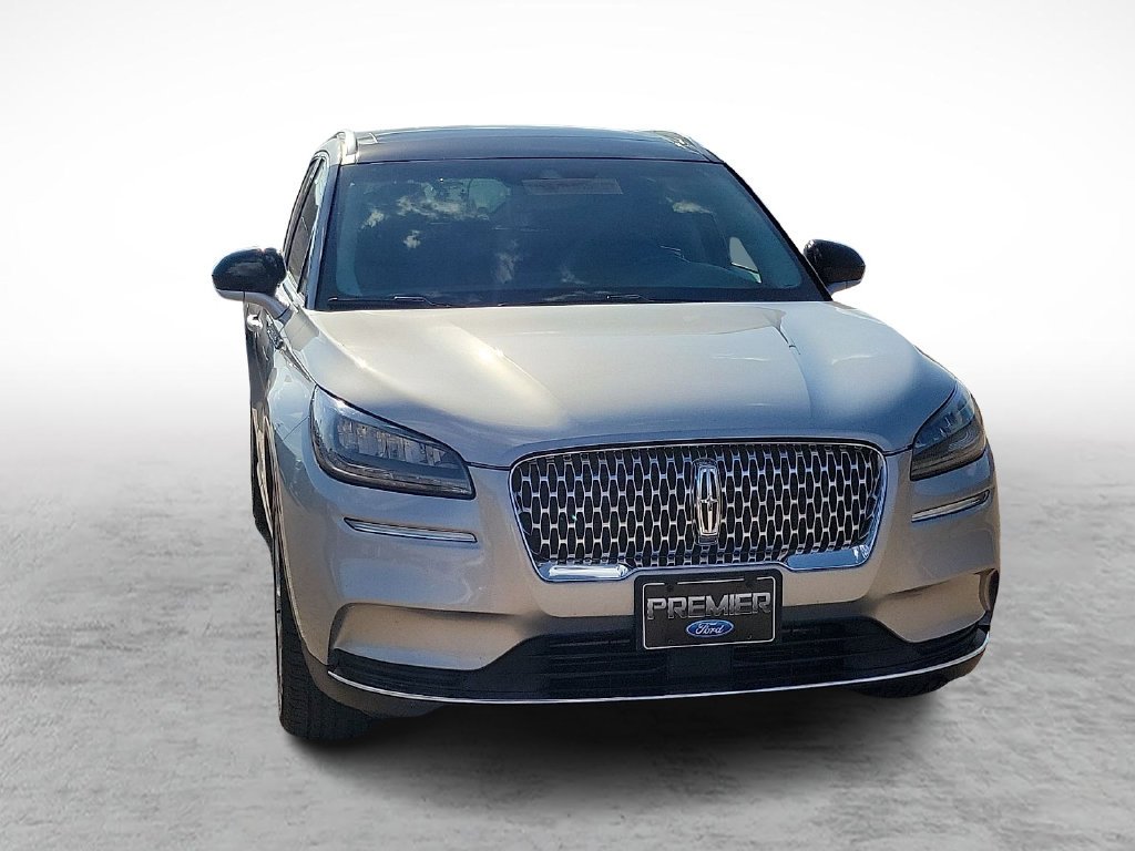 Used 2022 Silver Radiance Metallic Lincoln Standard image 2