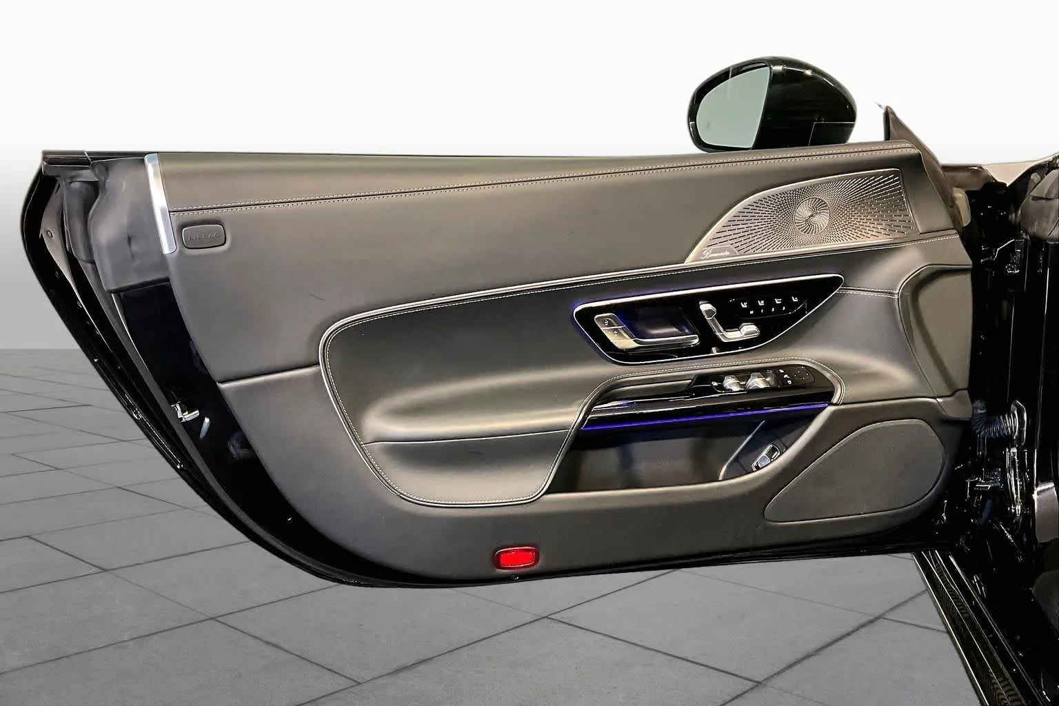 Certified Used 2022 Obsidian Black Metallic Mercedes-Benz AMG® SL 55 image 22