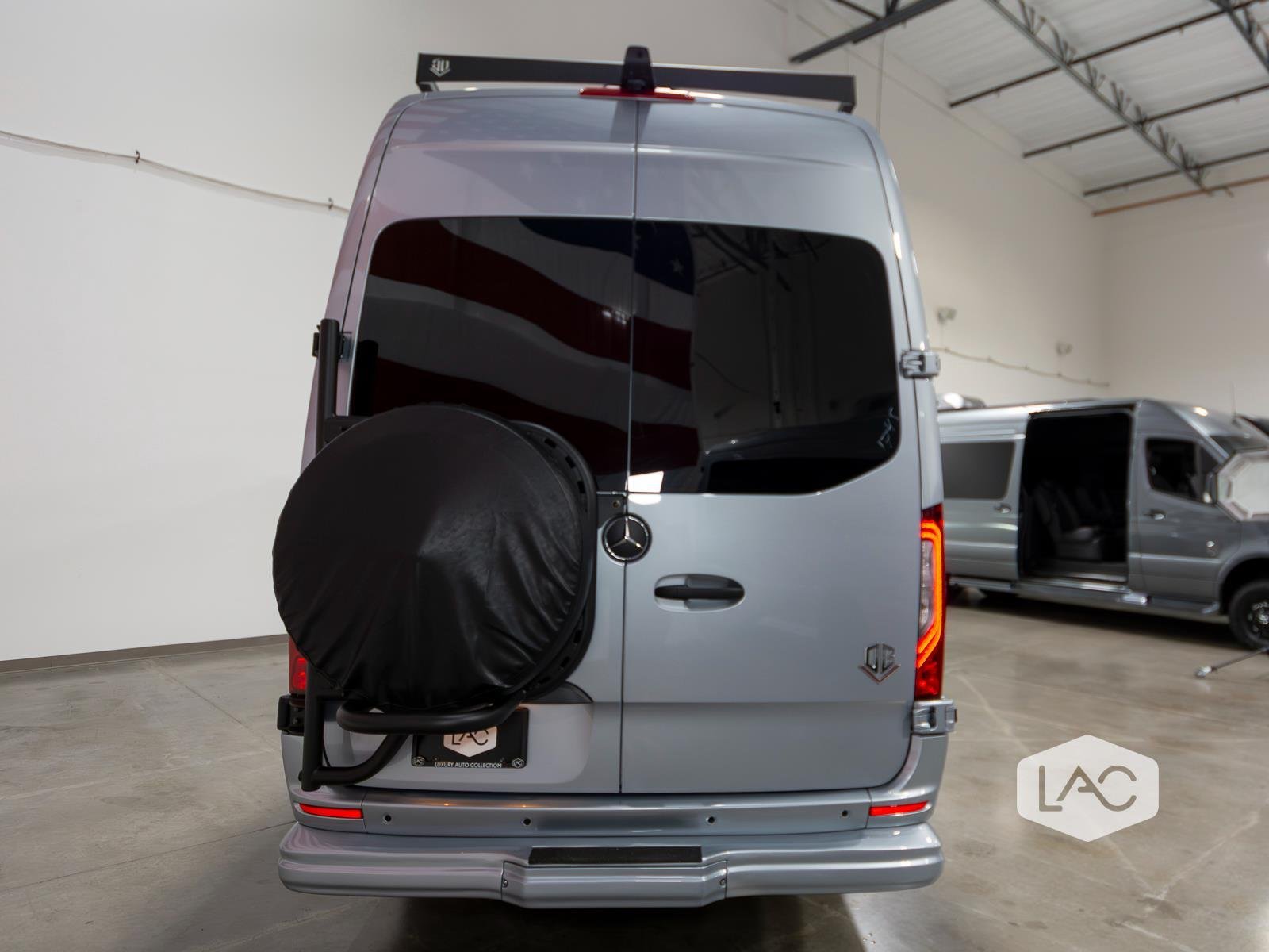 New 2026 Hightech Silver OGV LUXURY COACH AWD ADV PKG 2.1 w/ Comfort Seats image 34